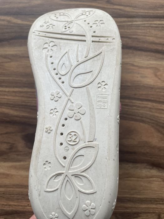 Пантофи за момиче + раничка