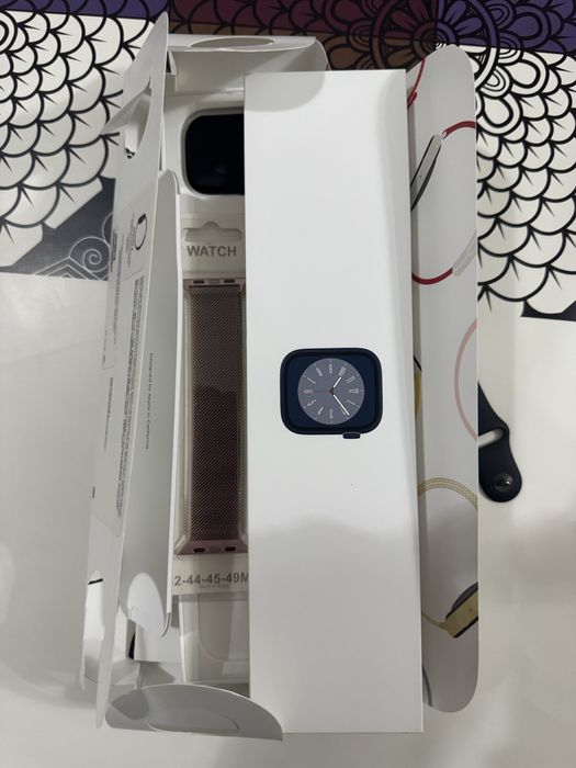 Apple watch 8 series