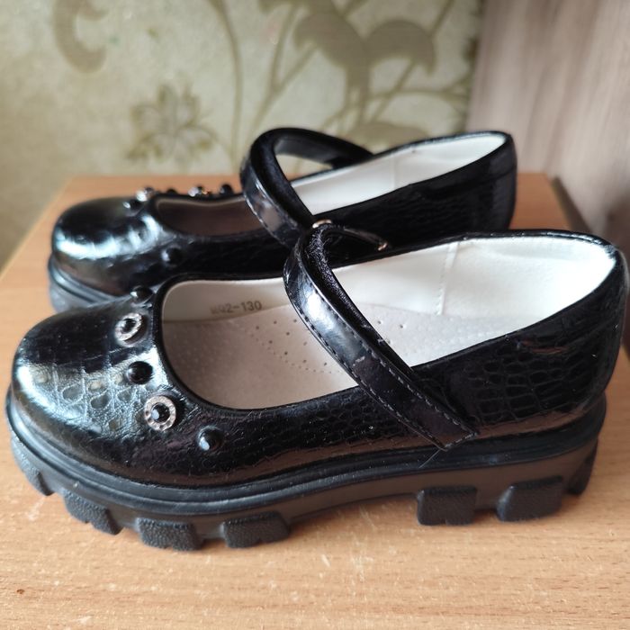 Туфли на девочку