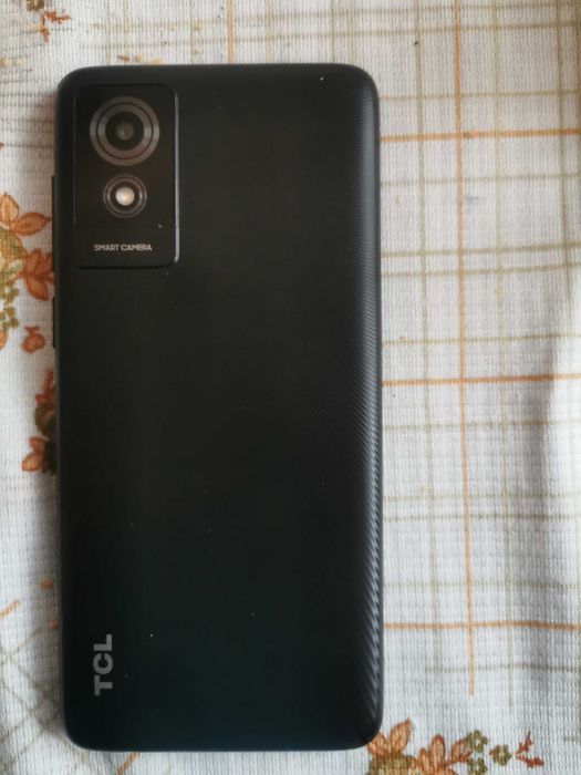 Un telefon tlc nou