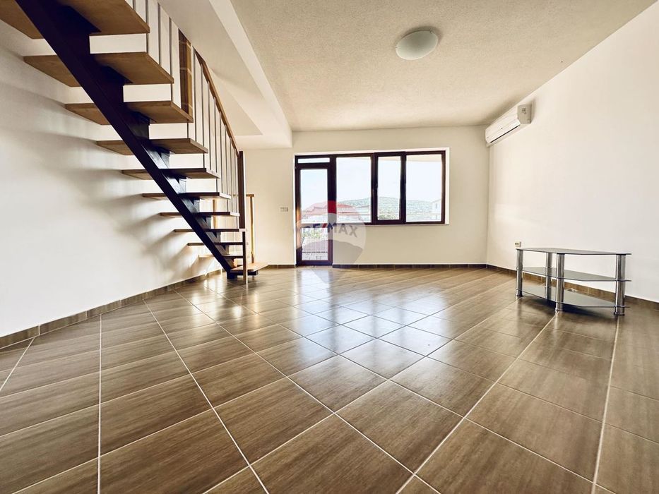 Нов многостаен апартамент с три спални за продажба, с. Кранево Я.И.