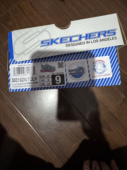 Sandale skechers marimea 25