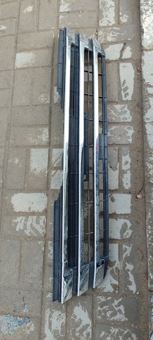 Решетка на бампер передний