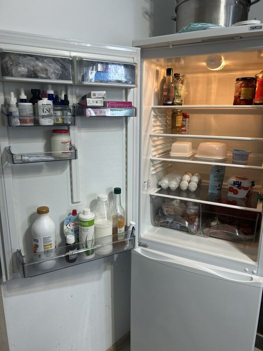 Продам холодильник