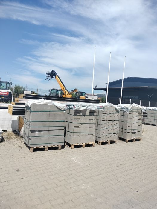 Bolțari de fundație/ de zidărie și pavele