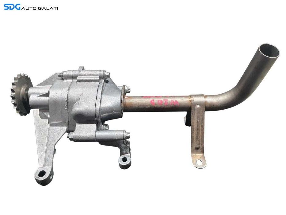 Pompa Ulei Mercedes Clasa C Class W203 2.2 CDI 2001 - 2007 Cod 6111810201 [N2940]