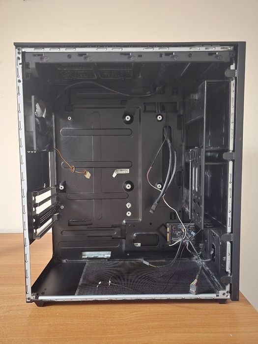 Компютърна кутия HP OMEN 25L