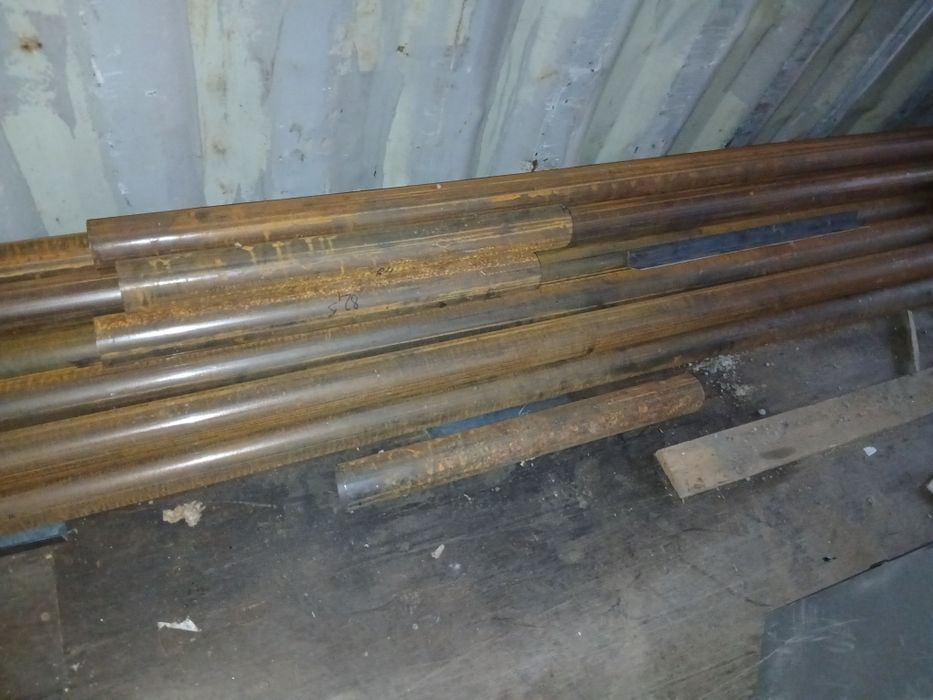 труба металлическая 89