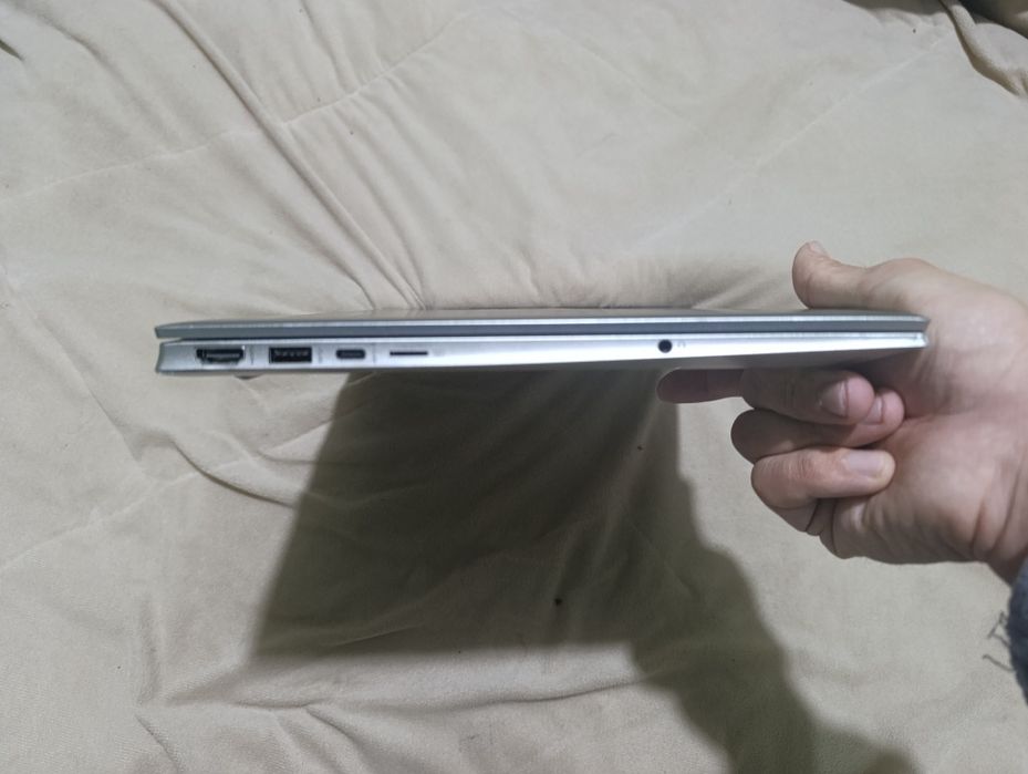 Ноутбук пояти янги тезкор