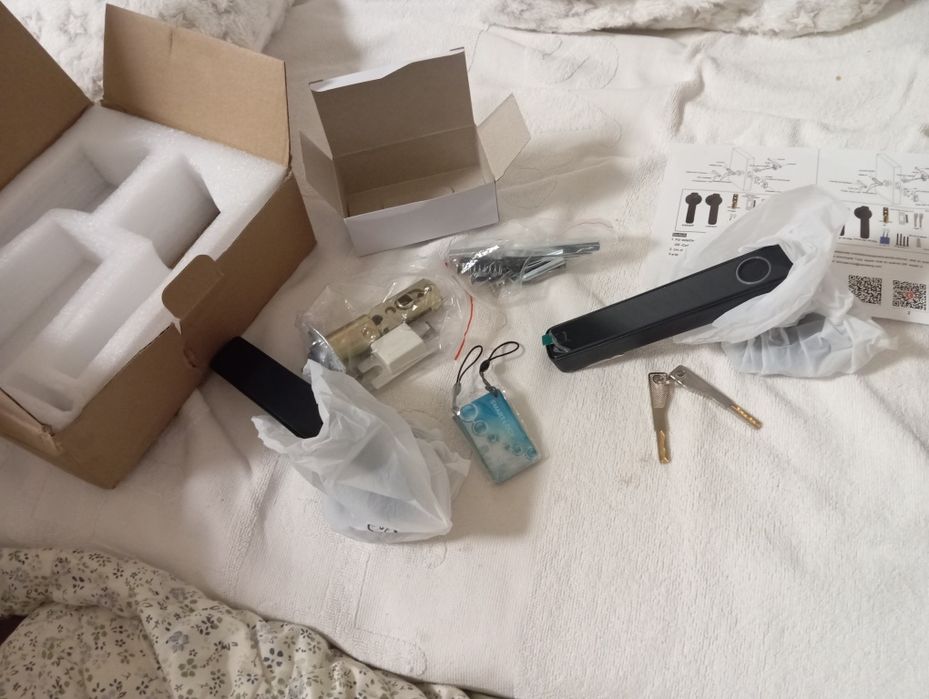 Умна врата дръжка  Tuya Smart home SF043