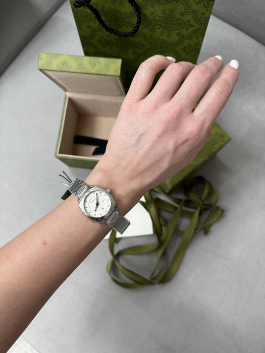 Часы Gucci новые