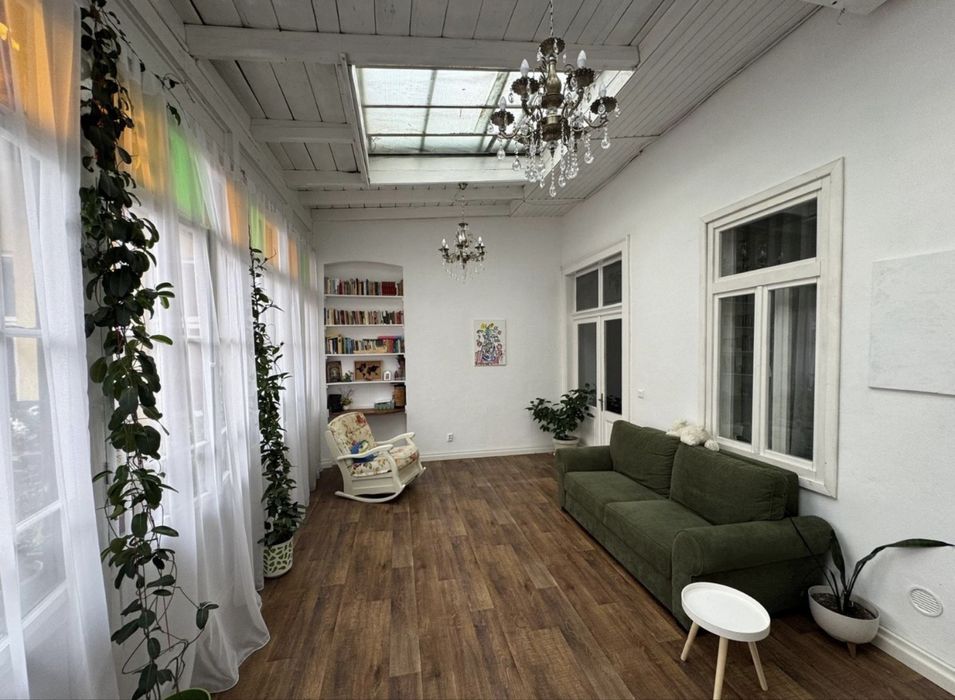 De vanzare Canapea Extensibila 2 locuri Lara produsa de Mobila Dalin