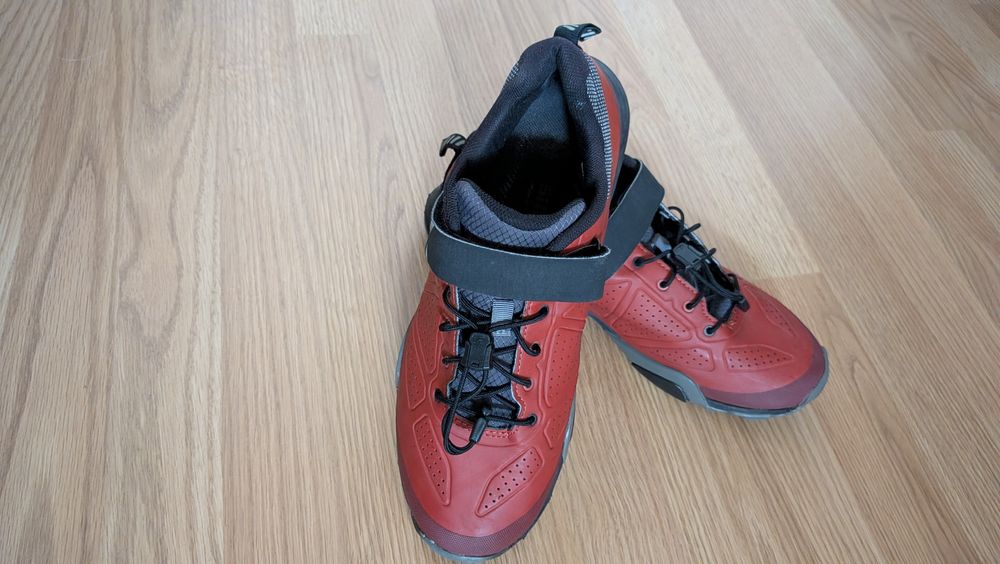 Pantofi ciclism Shimano MT500 42