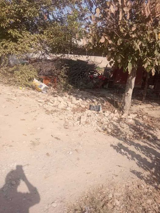 4-сотох ер сотилади, курук ерни узи,