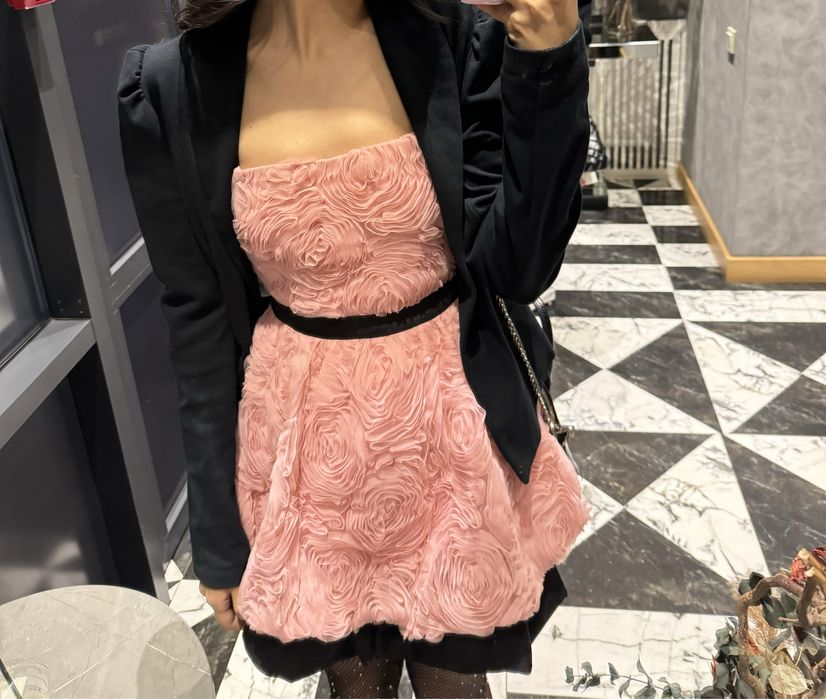 Розовое платье Zara