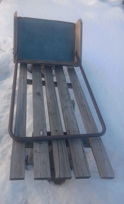 Скребок для уборки снега