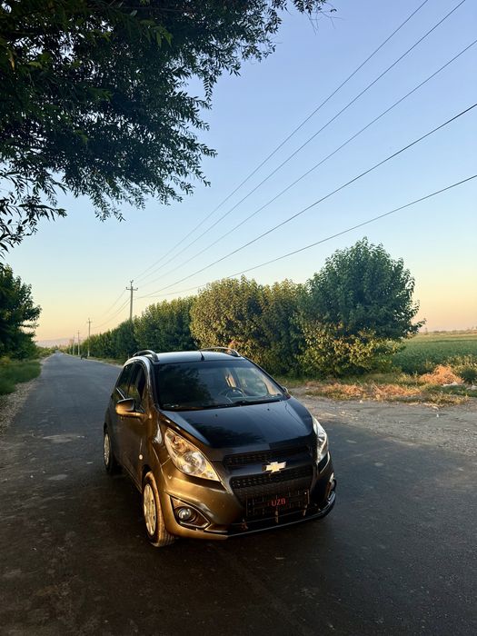Spark sotiladi 6100$ kami bor