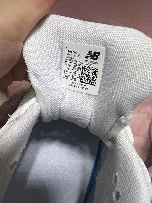 New Balance 9060 44 noi