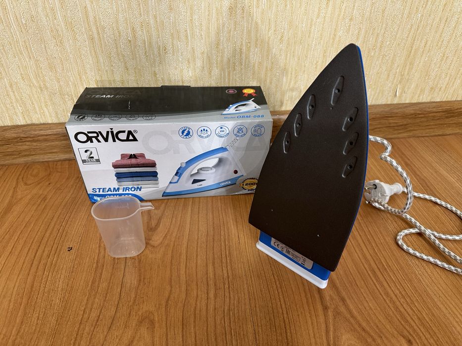 Утюг для глажки новая