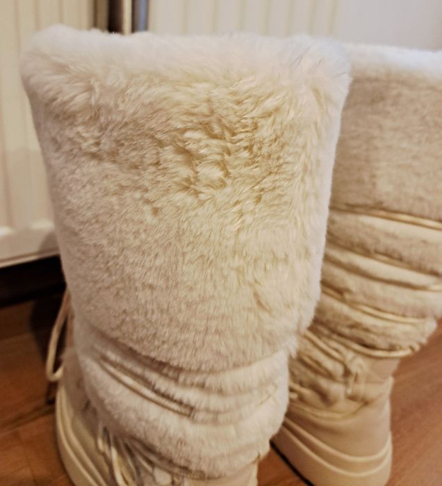 Cizme de iarna Bershka