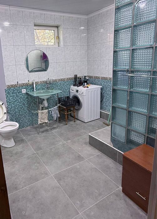Сдам в аренду квартиру 3ком в центе , турецкое посольство.От хозяина
