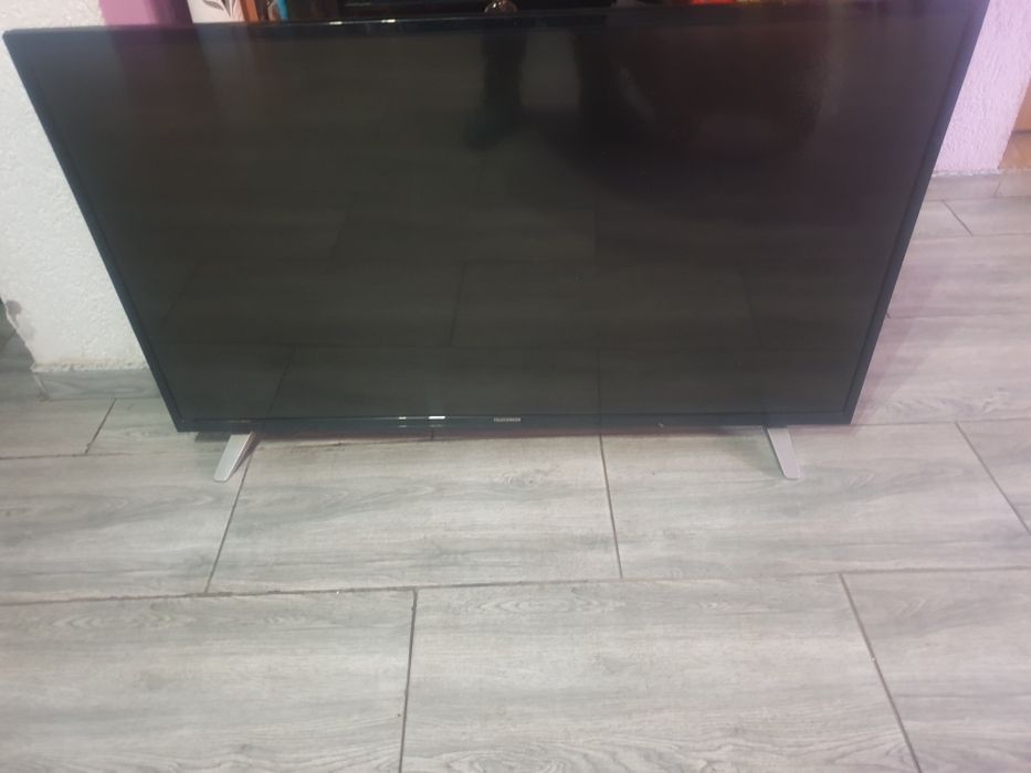 Tv smart și non smart samsung și telefunken