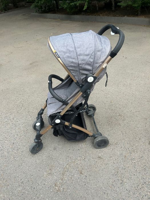 Коляска детская складная