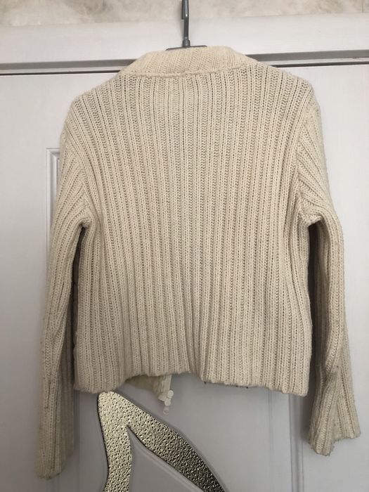 Pulover scurt culoarea alba