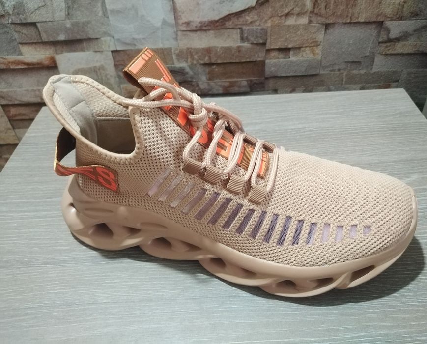 Adidași liesmlies