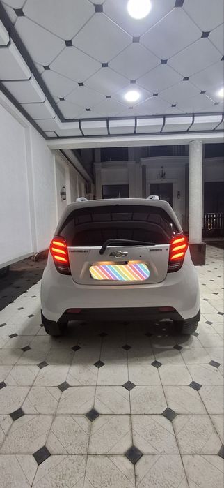 Spark vikupga beriladi