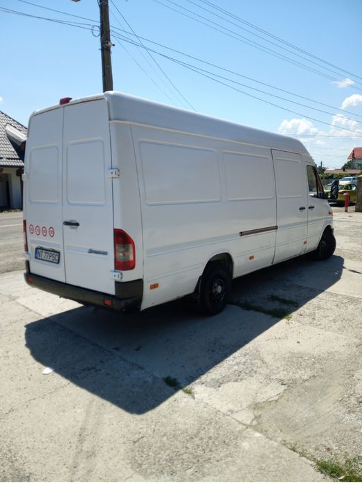 Vând sprinter motor 2.2