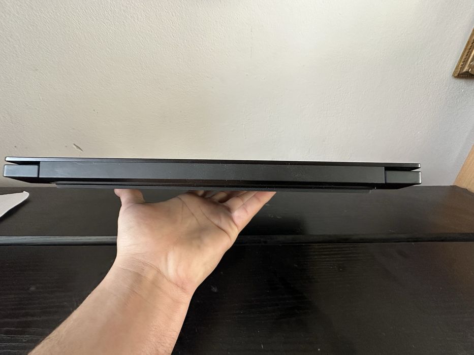 Lenovo E14 Gen 7 Ryzen 7 250 1TB 32GB Ram