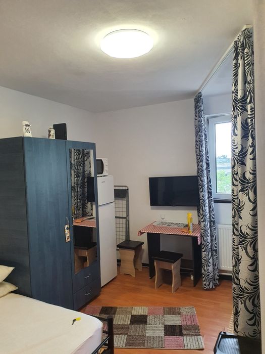 Garsonieră de vânzare