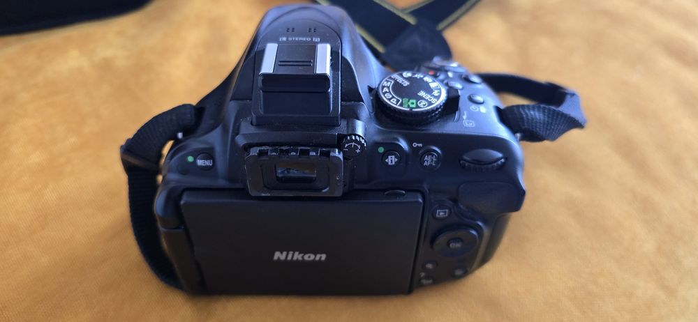 Vand nikon d5200