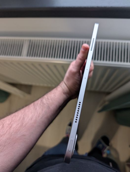 iPad Pro 12.9 6th generation 256 Gb