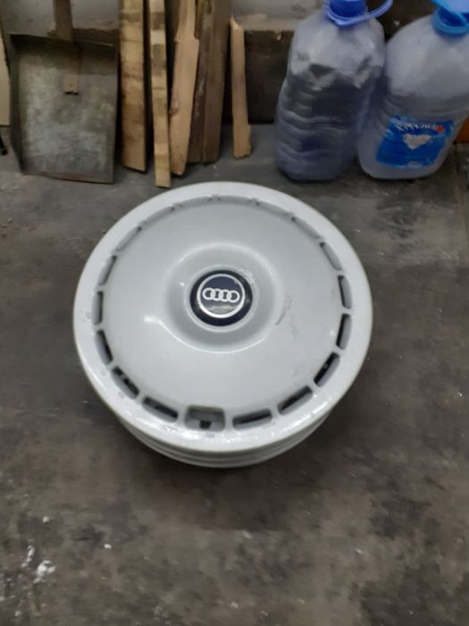 Колпаки на ауди 80 В4,100.