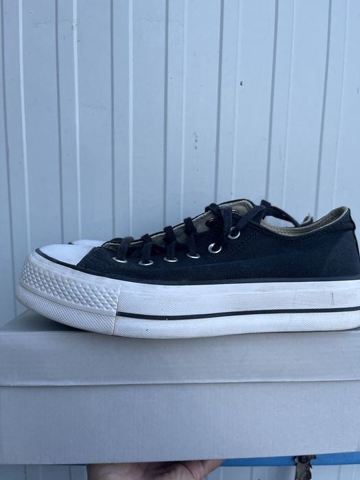 Кецове на платформа Converse номер 39
