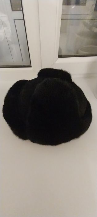 Продам недорого шапку норку