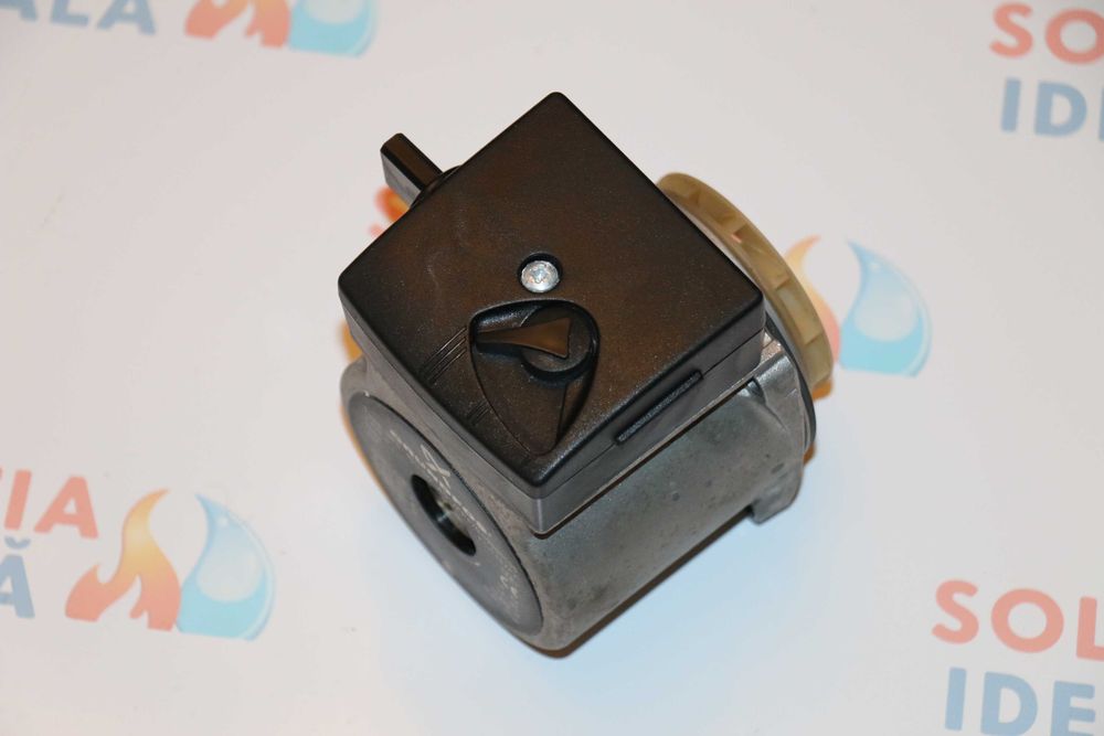 Pompa Grundfos UPS 15-50 A0 / FP centrala termica