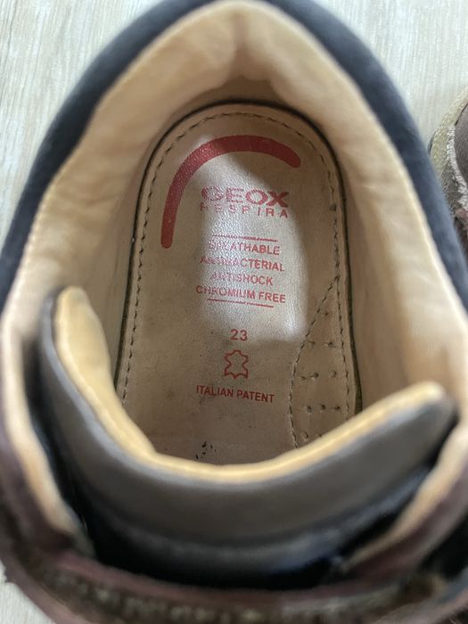 Детские ботинки