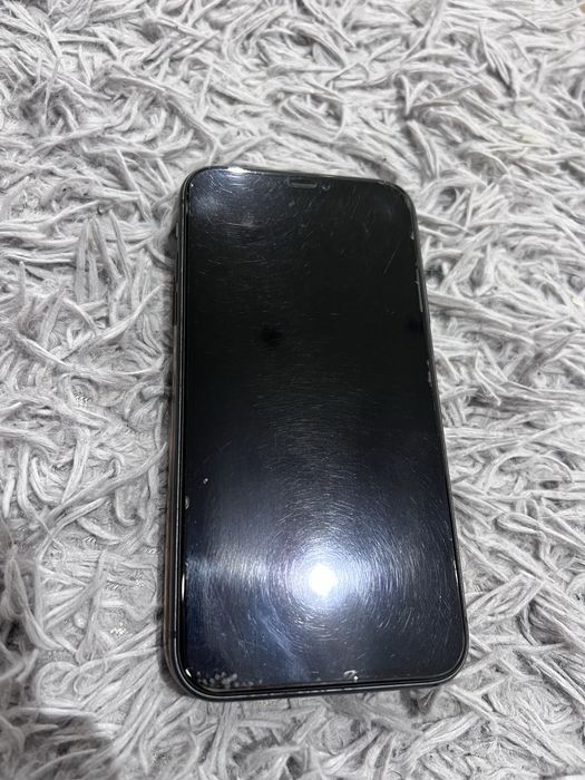 iPhone  11