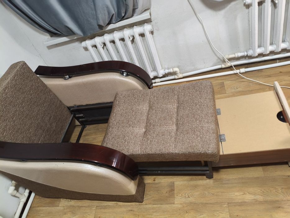 Срочно продам кресло