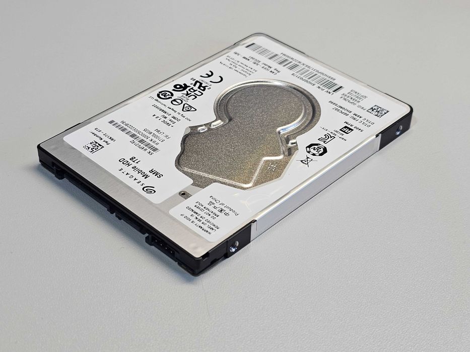 ПРОДАМ 1TB (1000GB)  Seagate Жесткий диск для НОУТБУКОВ.
