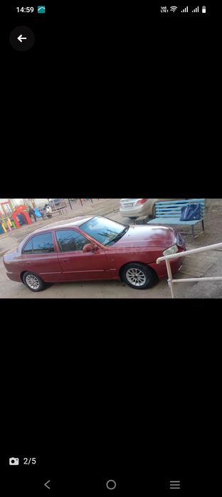 Машина  хеундай акцент