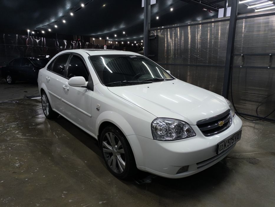 Продам ласетти 1.6 АТ