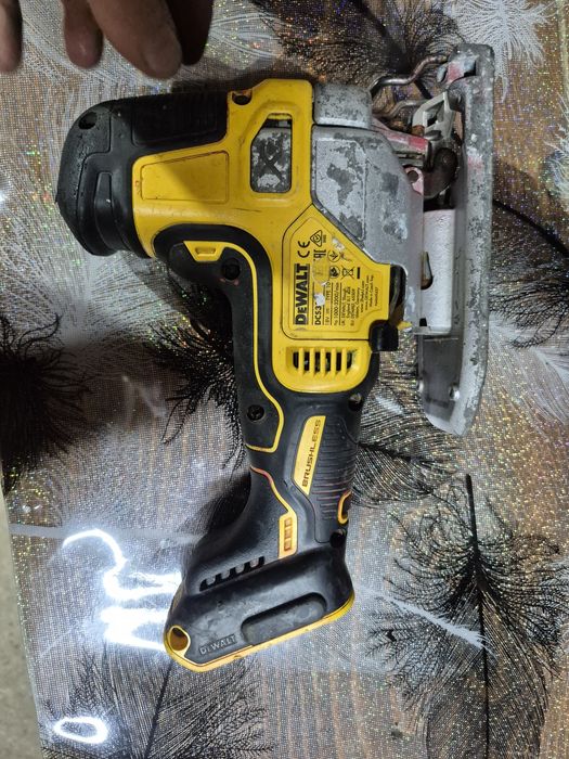 Soricel pendular Dewalt DCS 335 18V