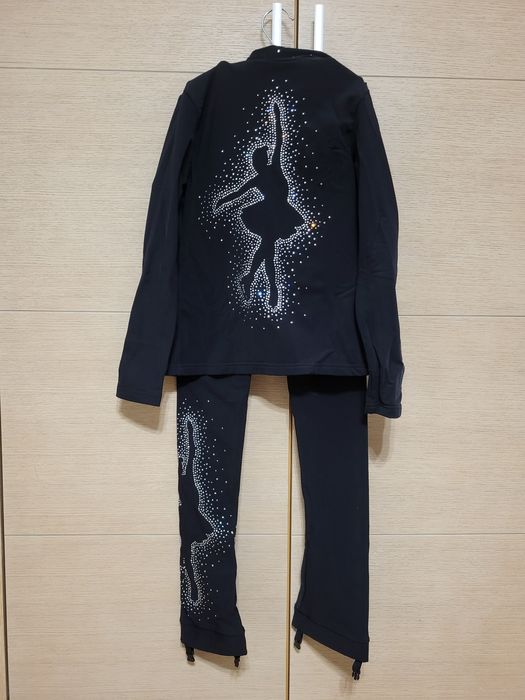 Одежда для фигурного катания