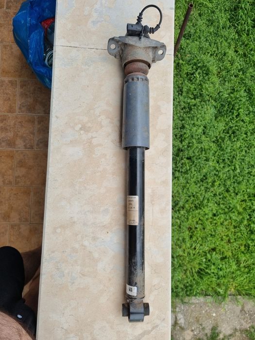 Заден амортисьор за Ауди S3/A3 2015г+ 8V0 513 021 AA