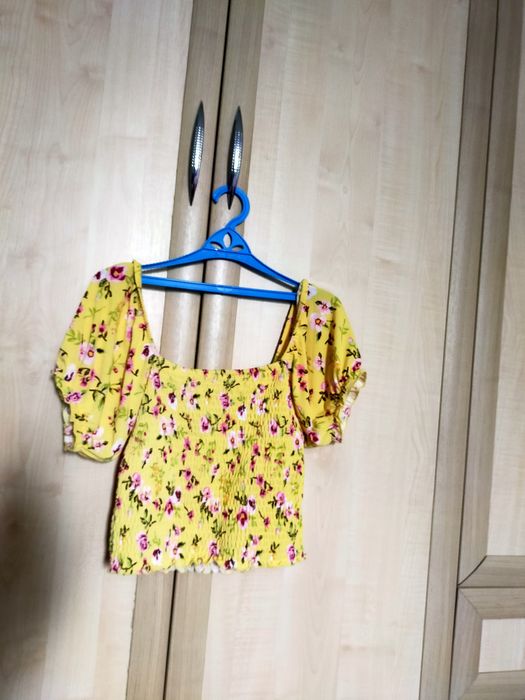 Топик жёлтая М размера