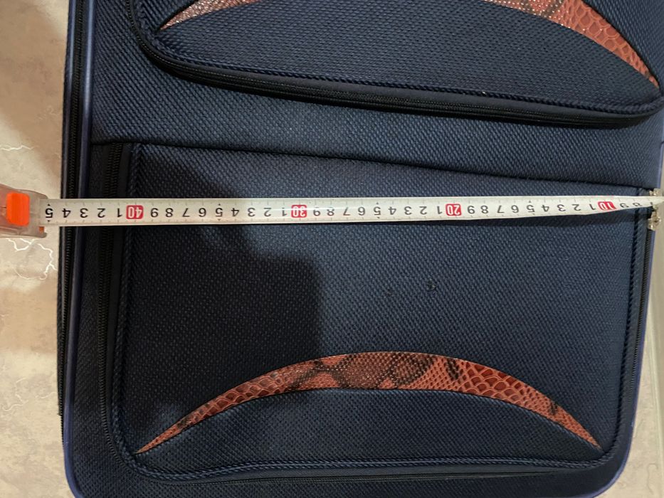 Чемодан на колесах